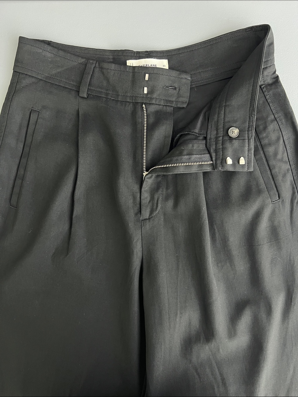 New Everlane THE DRAPER PLEATED PANT IN BUTTERSMOOTH Black Size 6S - Picture 6 of 13